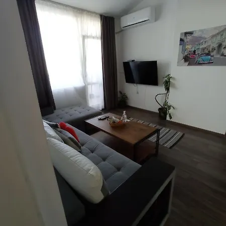 Art Apart Apartament *